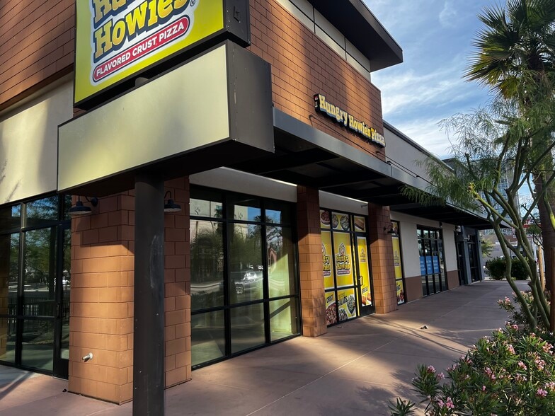 More Photos Of 2535 N Central Ave, Phoenix Freestanding For Lease