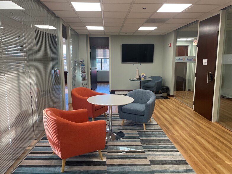 More Photos Of 19-21 Broadway, Arlington, MA 02474 Broadway, Arlington Office Residential For Lease