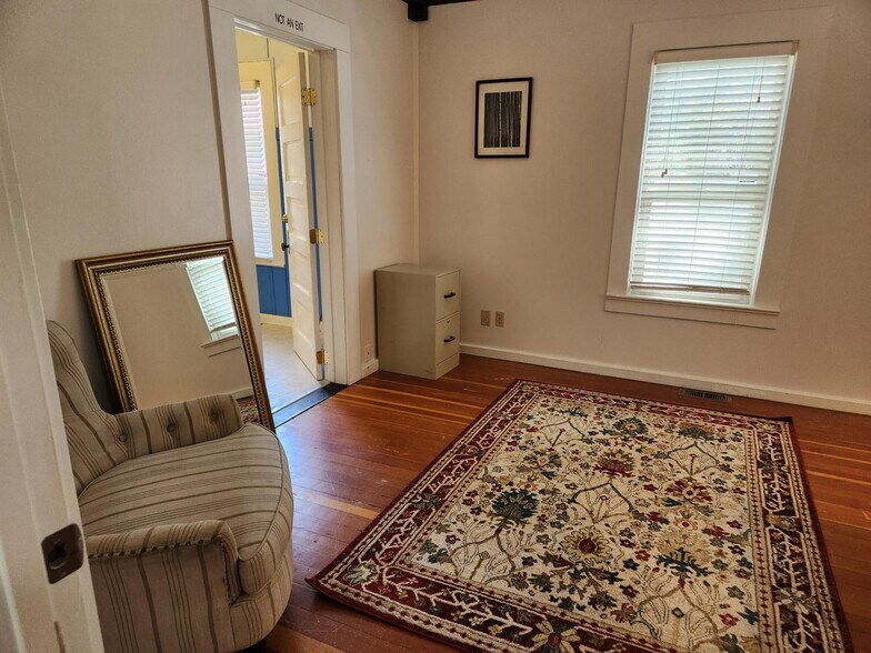 More Photos Of 325 S 5th St, Klamath Falls Medical For Sale