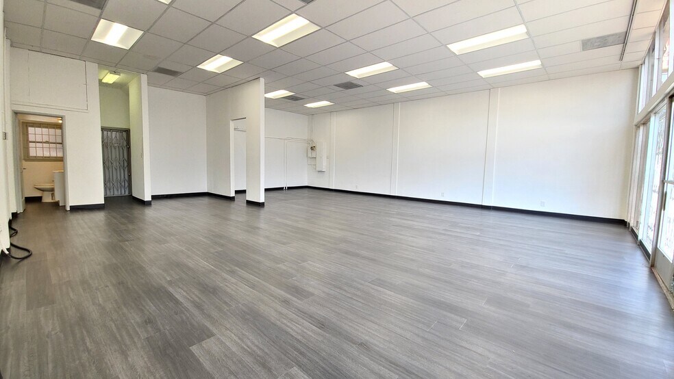 More Photos Of 969 N Hill St, Los Angeles Storefront For Lease