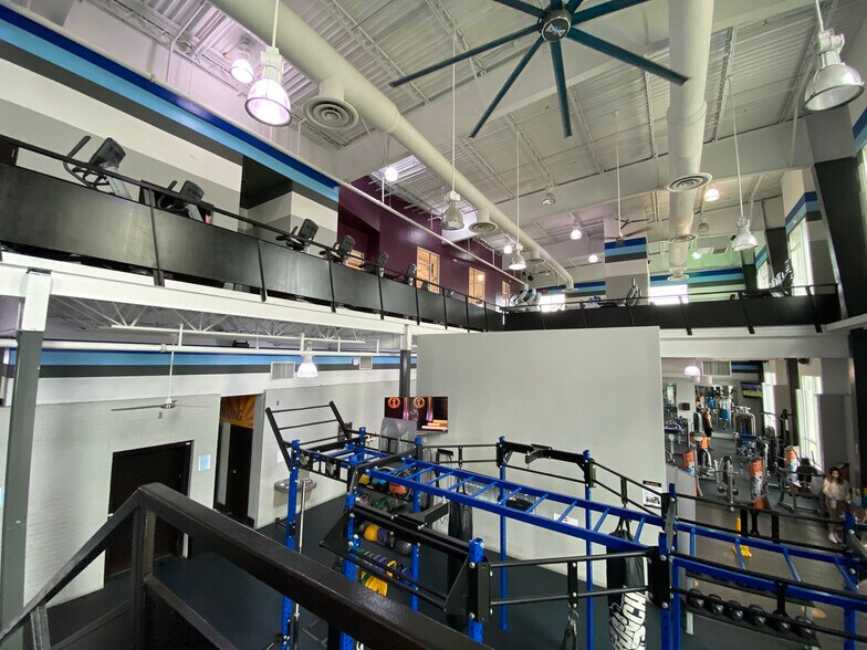 More Photos Of 6415 Polaris Dr, Laredo Health Club For Sale