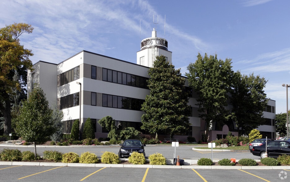 More Photos Of 400 Reservoir Ave, Providence Office For Lease