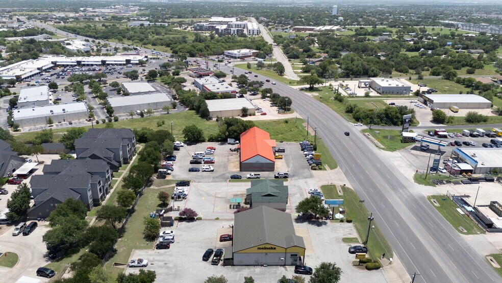 More Photos Of 2316 Pecan St W, Pflugerville Carwash For Sale