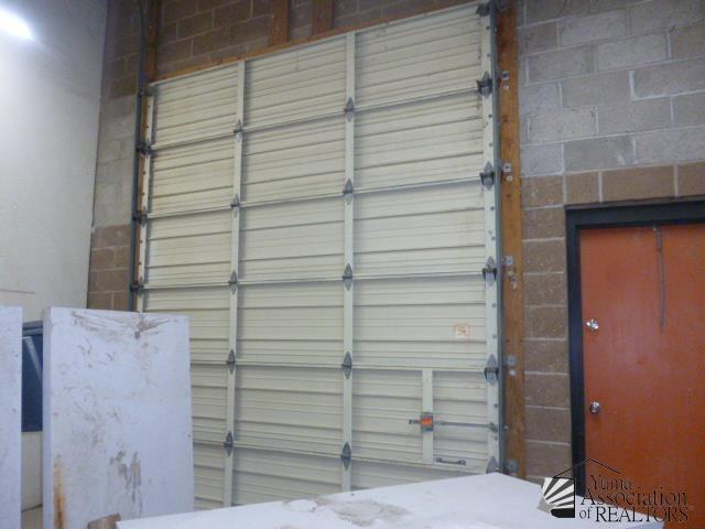 More Photos Of 642 E 39th Pl, Yuma Flex For Sale