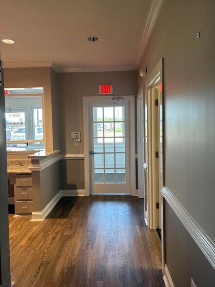 More Photos Of 8316 Rivers Ave, North Charleston Office For Lease