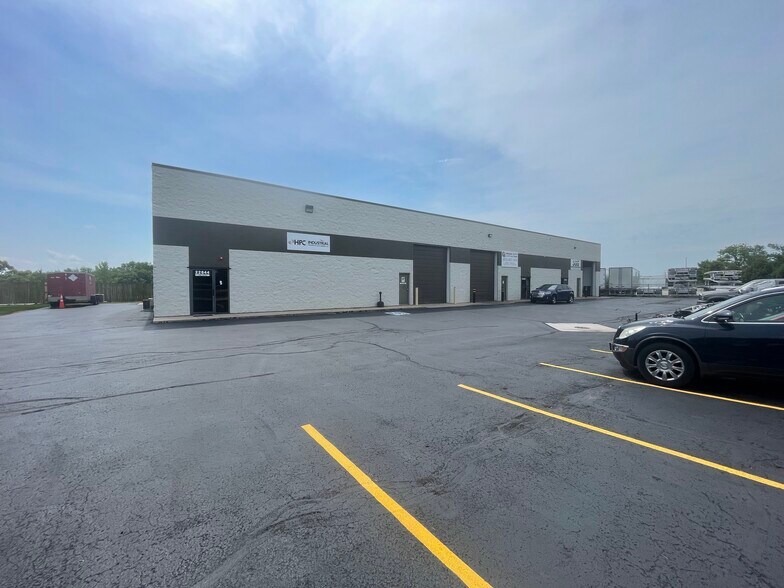 Primary Photo Of 22844-22848 W Winchester Dr, Channahon Service For Lease