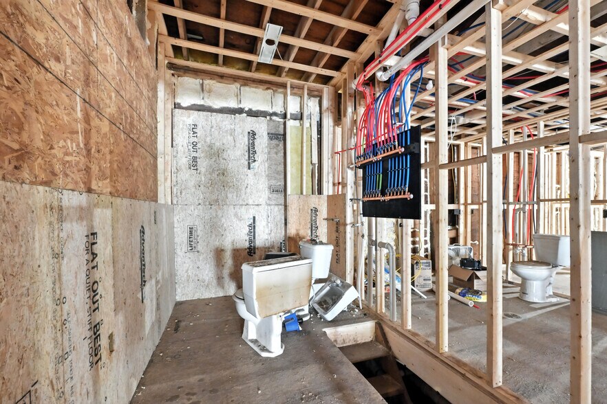 More Photos Of 370 Main St, Wilton Restaurant For Sale