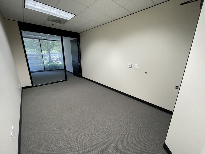 More Photos Of 1000 Apollo Way, Santa Rosa Loft Creative Space For Lease