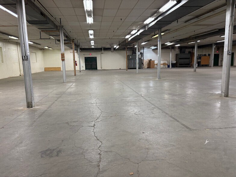 More Photos Of 950 Jennings St, Bethlehem Manufacturing For Lease