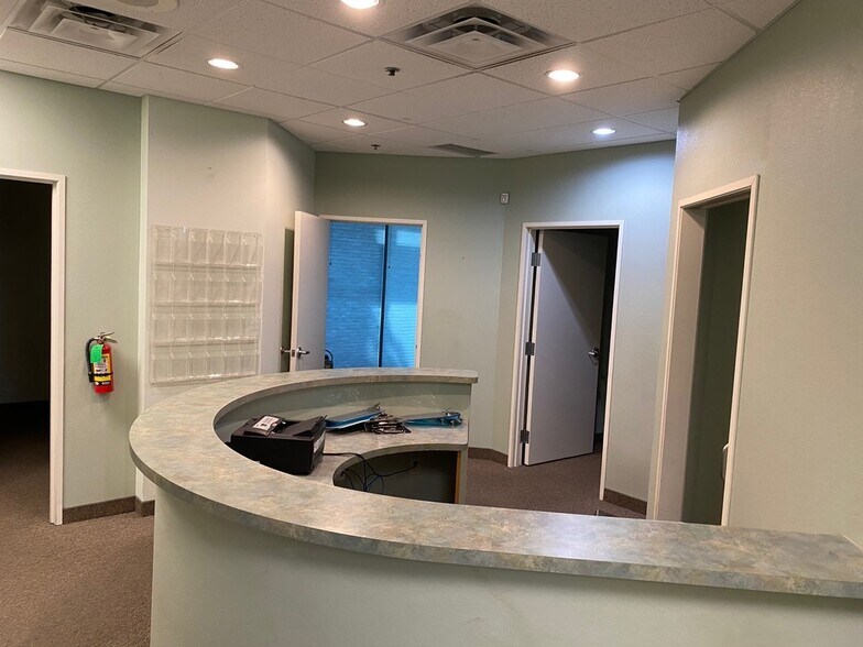 More Photos Of 1976 E Baseline Rd, Tempe Medical For Lease