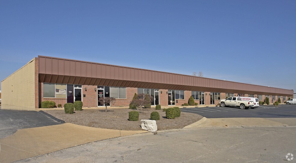 More Photos Of 731-759 Merus Ct, Fenton Warehouse For Lease