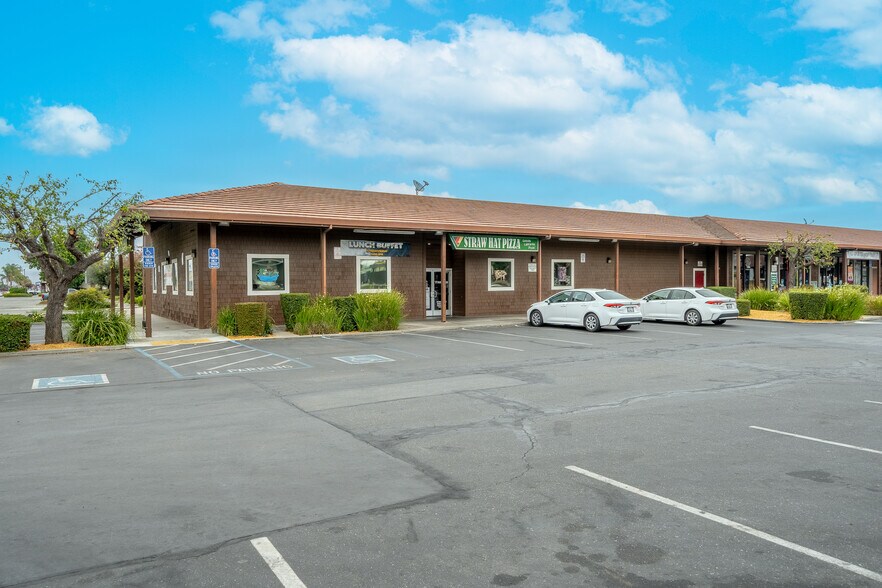 More Photos Of 191 San Felipe Rd, Hollister Unknown For Lease