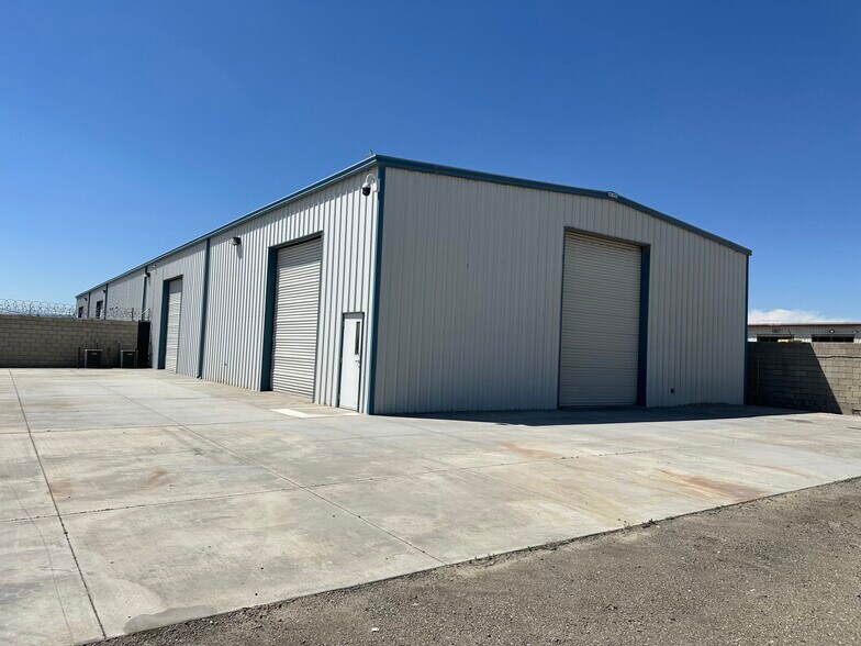 Primary Photo Of 545 E Avenue L-12, Lancaster Warehouse For Lease