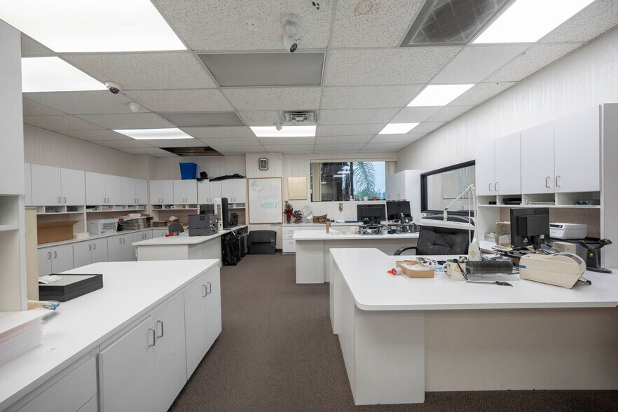 More Photos Of 910 N Amelia Ave, San Dimas Office For Lease