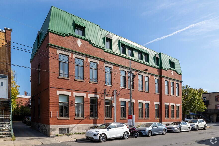 More Photos Of 471-475 Av De L'église, Montréal Office Residential For Sale