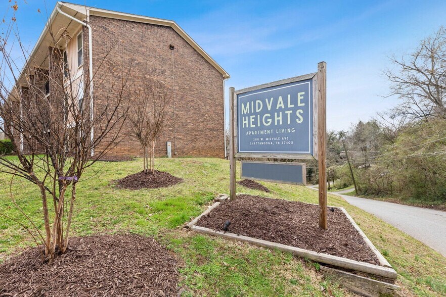 More Photos Of 300 W Midvale Ave, Chattanooga Apartments For Sale