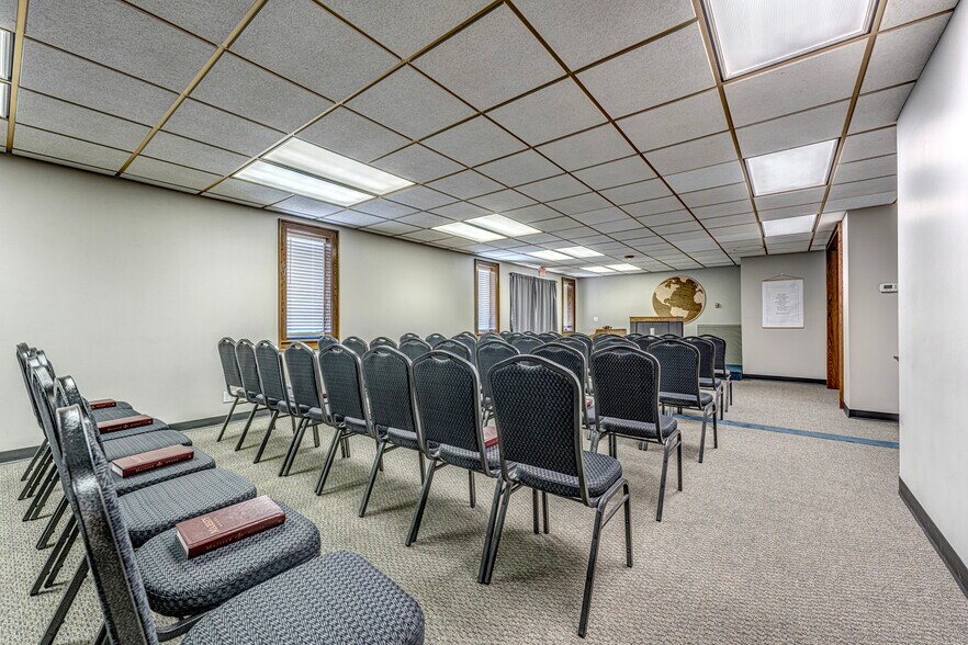 More Photos Of 5950 E Admiral Pl, Tulsa Lodge Meeting Hall For Sale