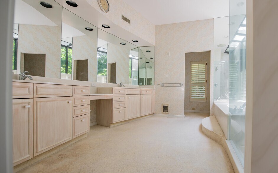 More Photos Of 931 Upland Rd, Williamsport Specialty For Sale