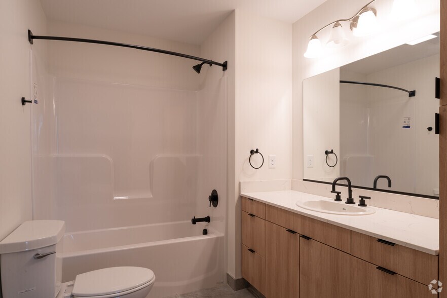 More Photos Of 1100 Michigan Ave, Buffalo Apartments For Lease