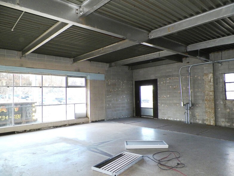 More Photos Of 555 Atwood Ave, Cranston Unknown For Sale