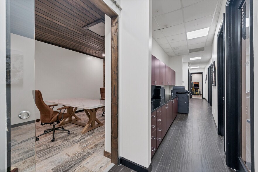 More Photos Of 1717 E 5th Ave, Tampa Warehouse For Sale