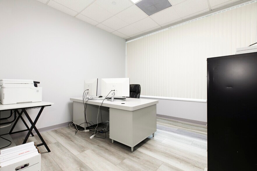 More Photos Of 350 W Arden Ave, Glendale Office For Lease