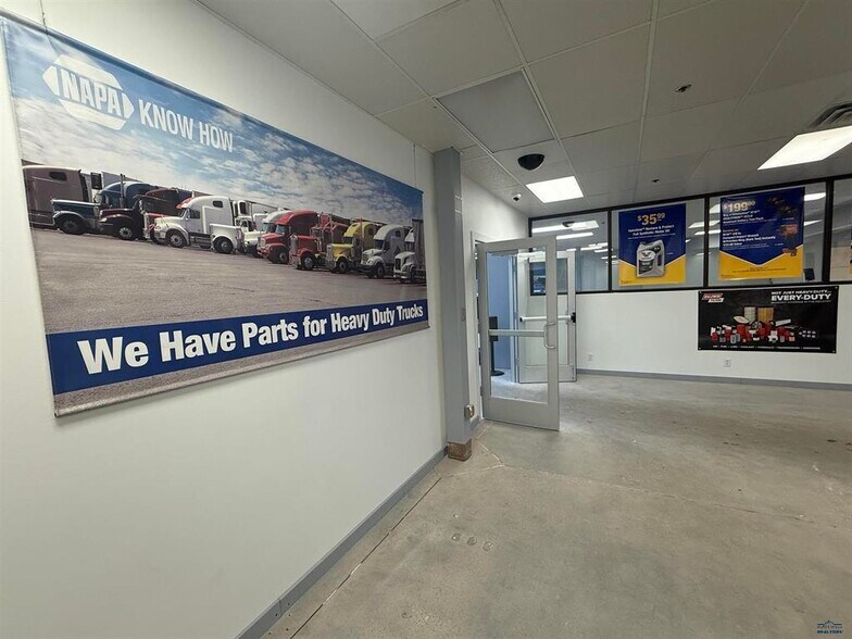 More Photos Of 1845 Haines Ave, Rapid City Freestanding For Sale