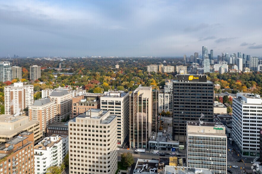 More Photos Of 30 St Clair Ave W, Toronto Office For Lease