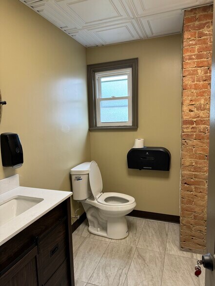 More Photos Of 319 S Pennsylvania Ave, Greensburg Office Residential For Sale