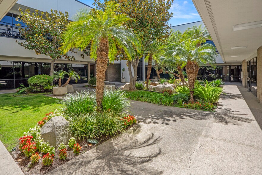 More Photos Of 23421 S Pointe Dr, Laguna Hills Unknown For Lease