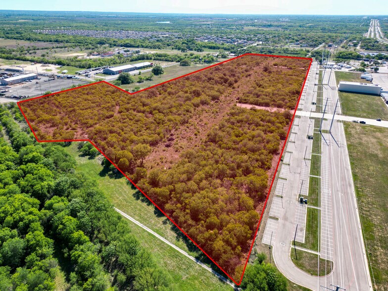 More Photos Of 9342 SE Loop 410, San Antonio Land For Sale