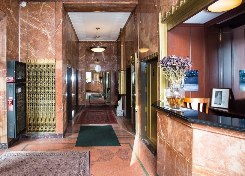 More Photos Of 45 Exchange Blvd, Rochester Office For Lease