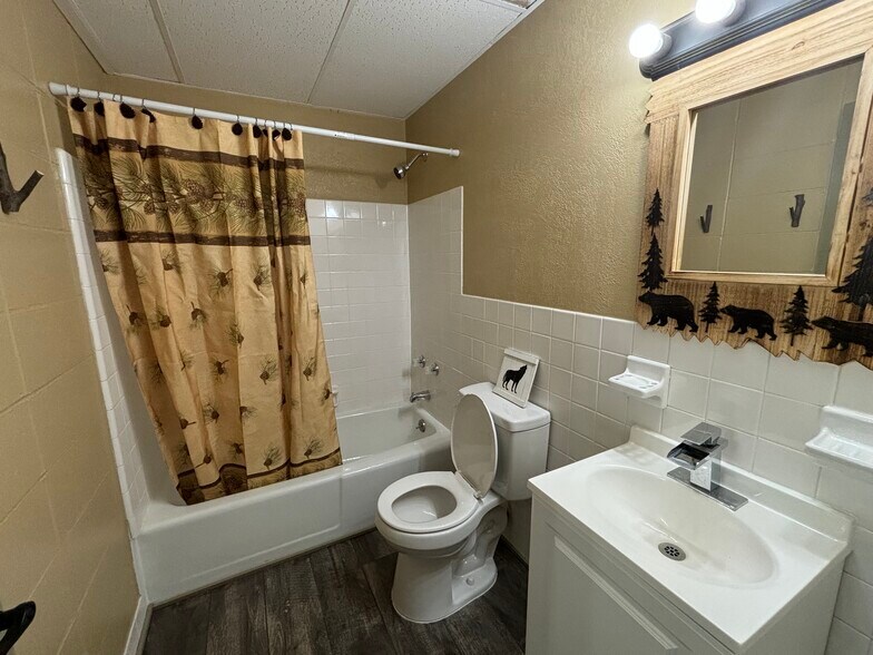 More Photos Of 501 Quadna Rd, Hill City Apartments For Sale