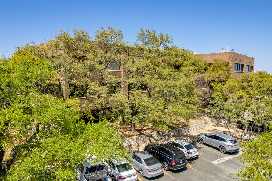 More Photos Of 14800 San Pedro Ave, San Antonio Office For Lease