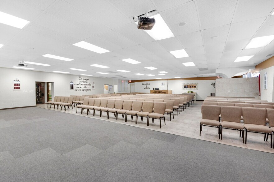 More Photos Of 831 S Circle Dr, Colorado Springs Storefront Retail Office For Sale