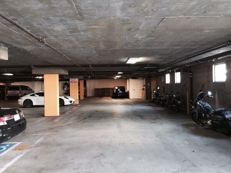 More Photos Of 1250 Missouri St, San Francisco Light Distribution For Lease