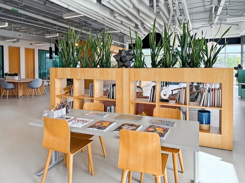 More Photos Of 4100 Market St, Huntsville Coworking Space