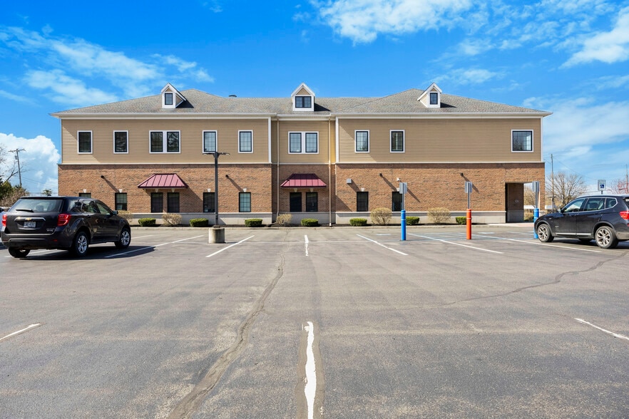 More Photos Of 399 Albany Shaker Rd, Loudonville Freestanding For Lease