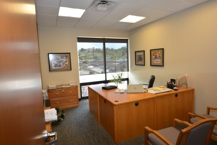 More Photos Of 325 W Gurley St, Prescott Office For Lease