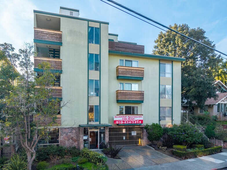 More Photos Of 303 Lee St, Oakland Apartments For Sale