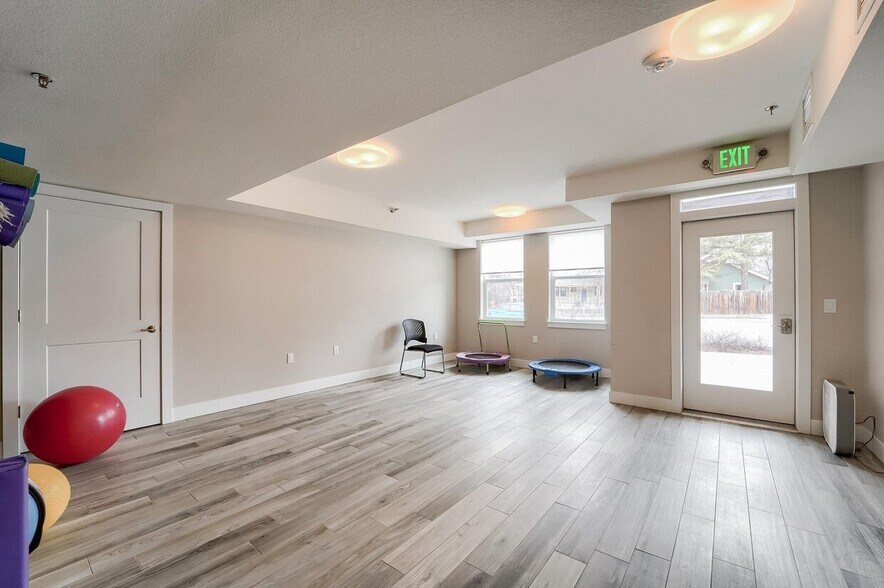 More Photos Of 2930 Broadway St, Boulder Office For Sale