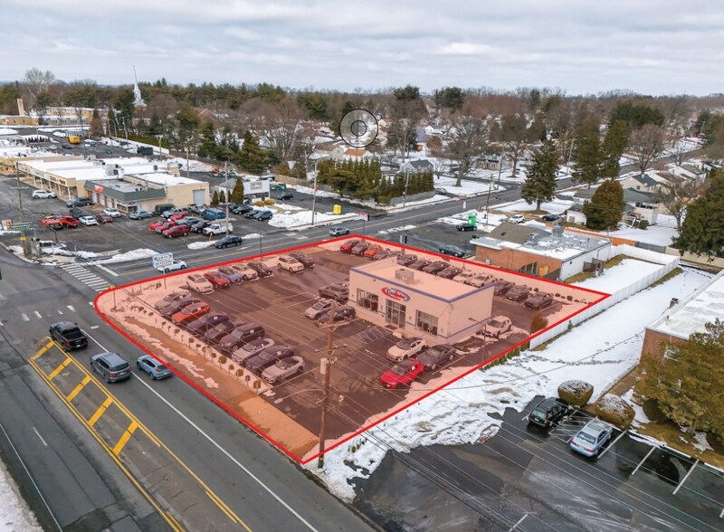 Primary Photo Of 305 E County Line Rd, Hatboro Auto Dealership For Sale