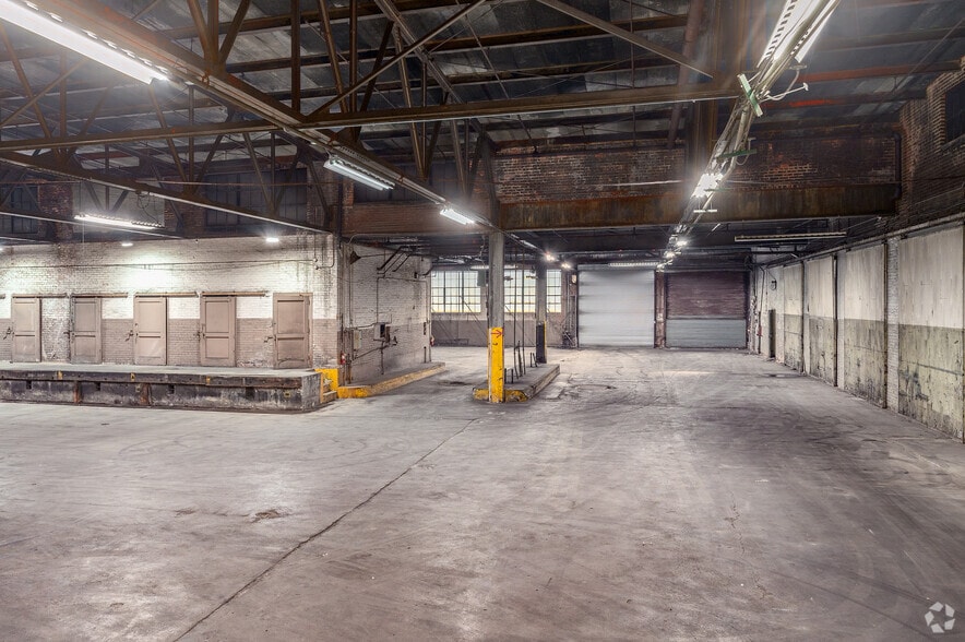 More Photos Of 4100 Payne Ave, Cleveland Warehouse For Lease