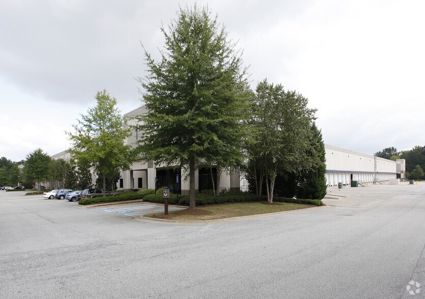 More Photos Of 5800 Plummer Rd, Atlanta Warehouse For Lease