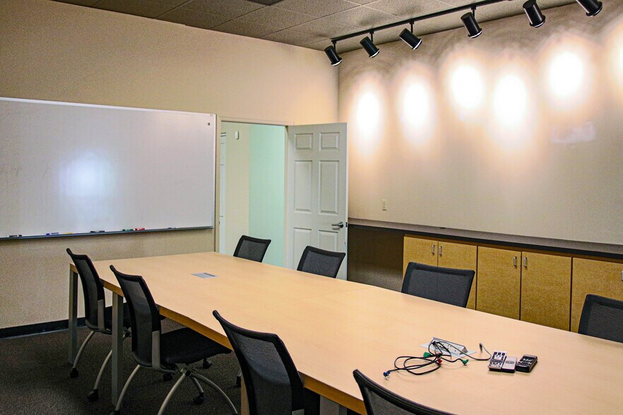 More Photos Of 1257 Sweeten Creek Rd, Asheville Office For Lease