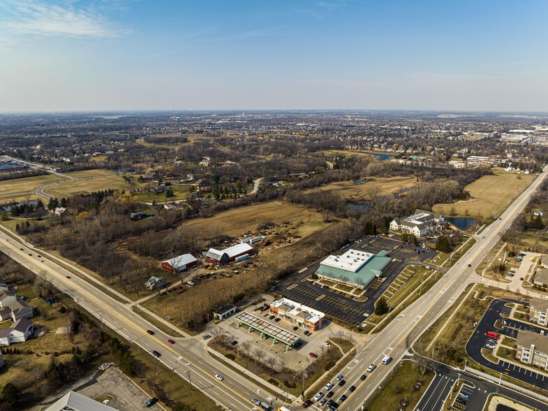 Primary Photo Of 0 Hunt Club Rd, Gurnee Land For Sale