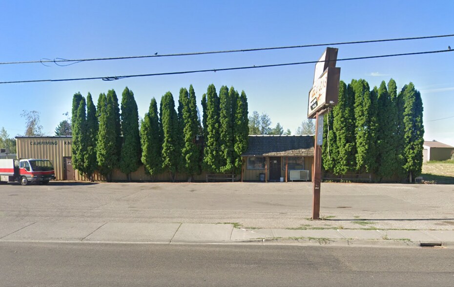 Primary Photo Of 2627 W Broadway St, Idaho Falls Freestanding For Lease