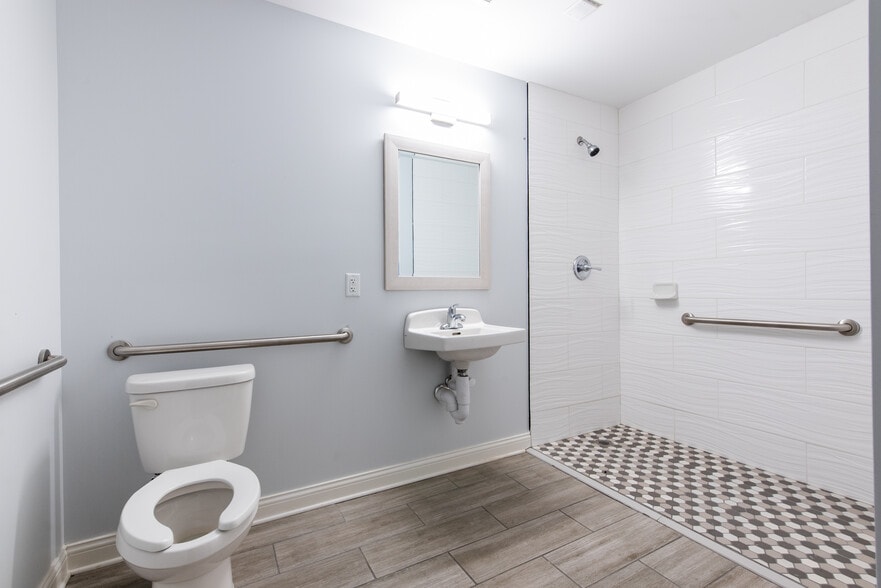 More Photos Of 1760 Plantside Dr, Louisville Assisted Living For Sale