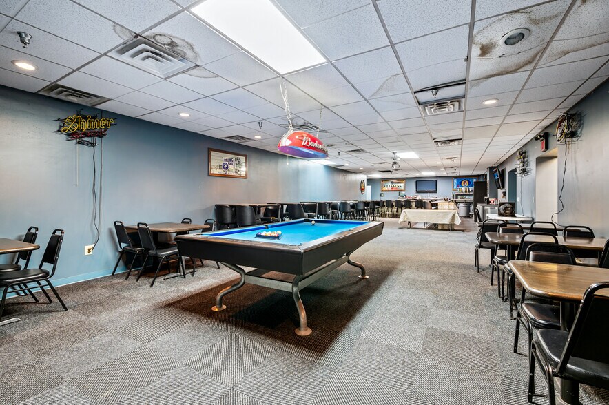 More Photos Of 5400 William Penn Hwy, Export Restaurant For Sale