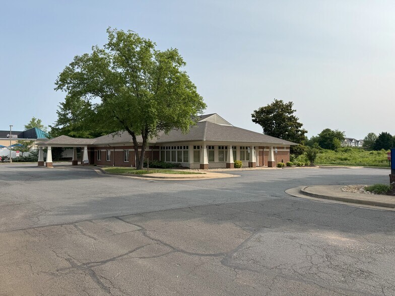 More Photos Of 6200 Station Dr, Bealeton Medical For Sale